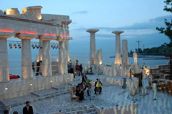 Cosy Modern In Arkadia *