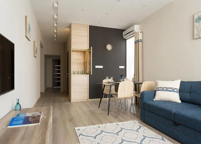 Cosy Modern In Arkadia * Odessa